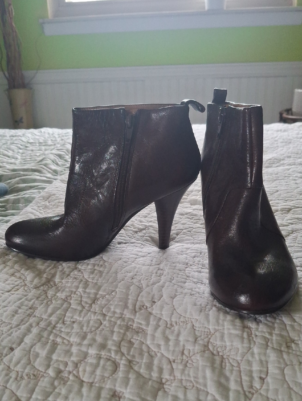 NINE WEST Burgundy Leather High-Heel Ankle Boots